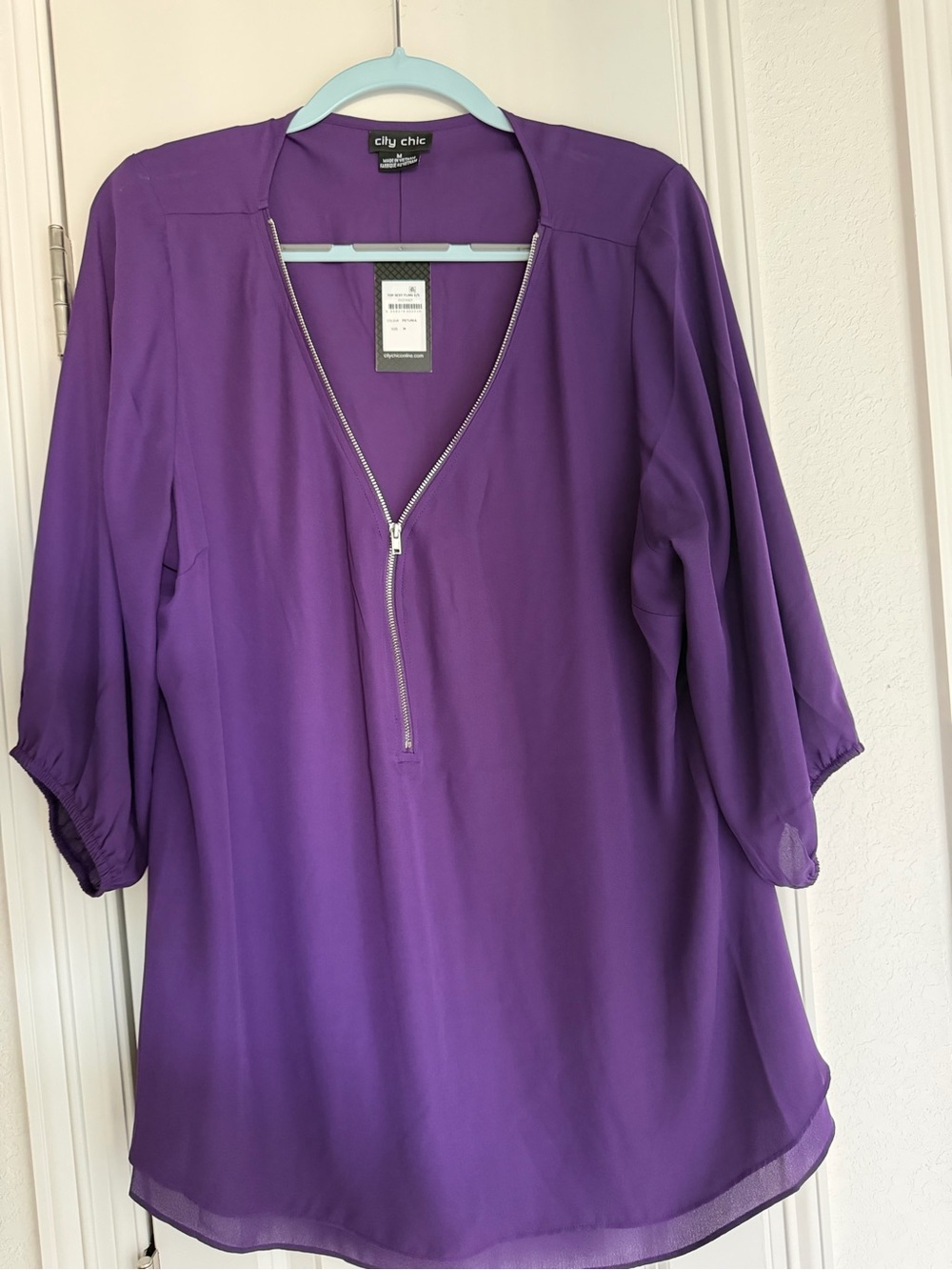 City Chic Petunia Zip-Front Women’s Blouse size M (18)